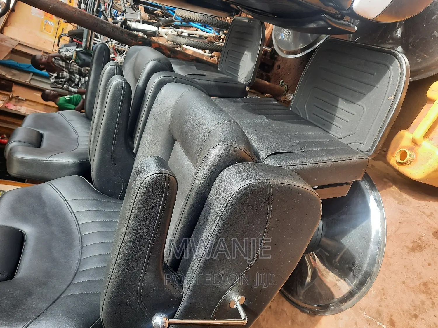 Big Barber Salon Chairs