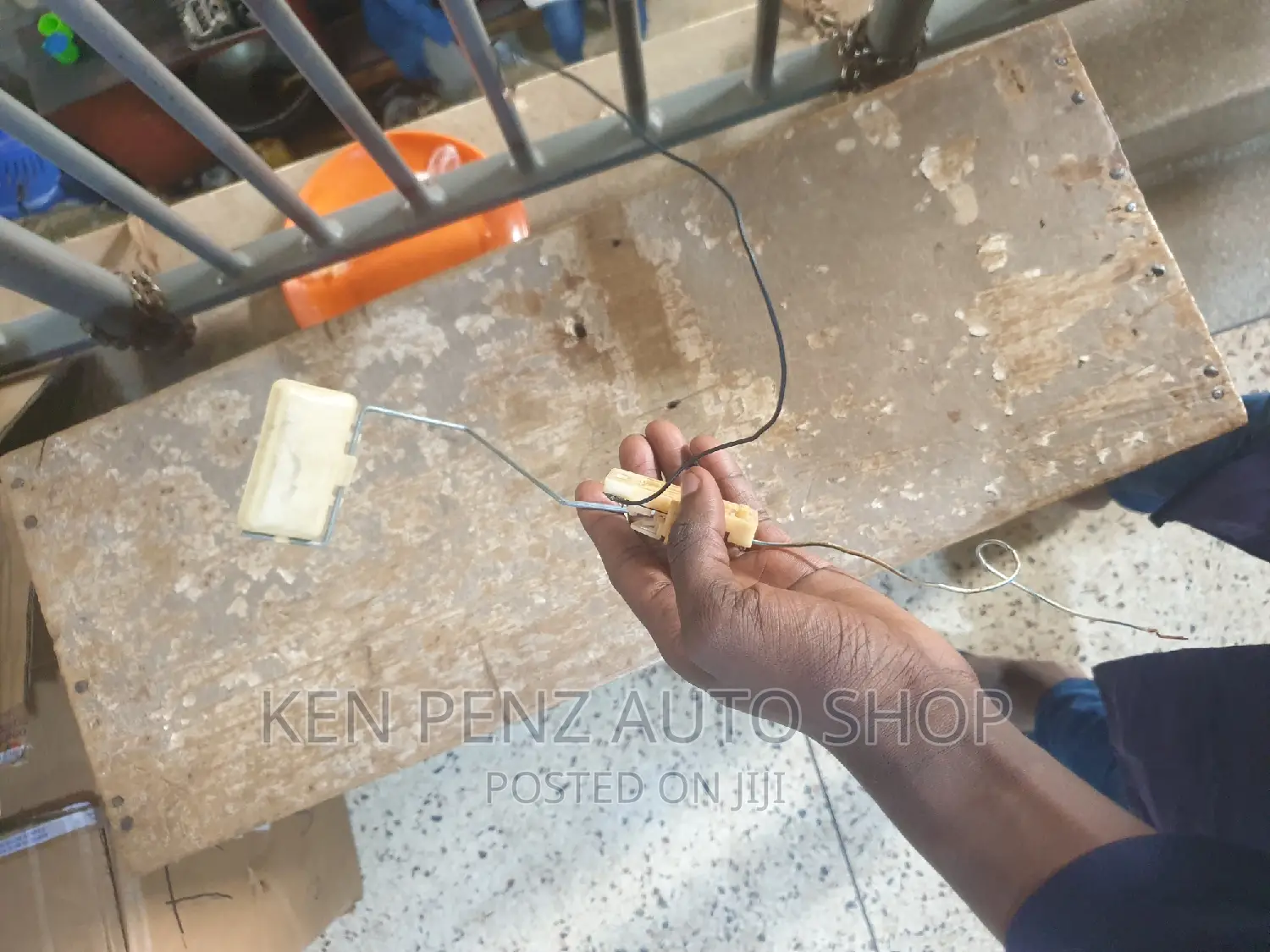 Nissan Sahara, Navara and Hardbody Fuel Gauge