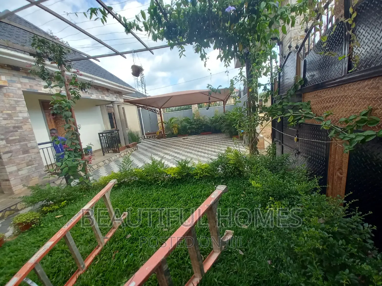 Furnished 4bdrm House in Kira Nabusugwe for sale