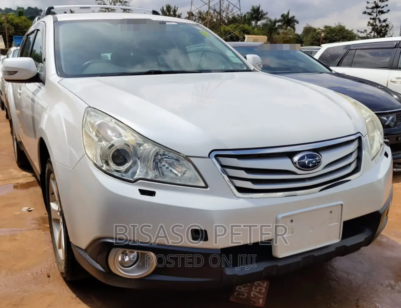 Subaru Outback 2.5i Premium 2010 White