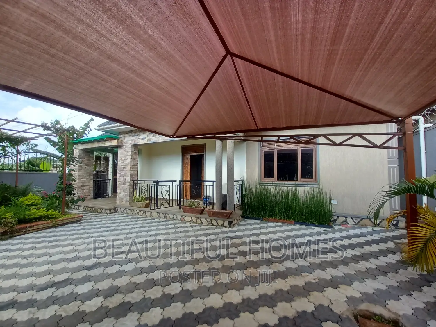 Furnished 4bdrm House in Nabusugwe, Kira for sale