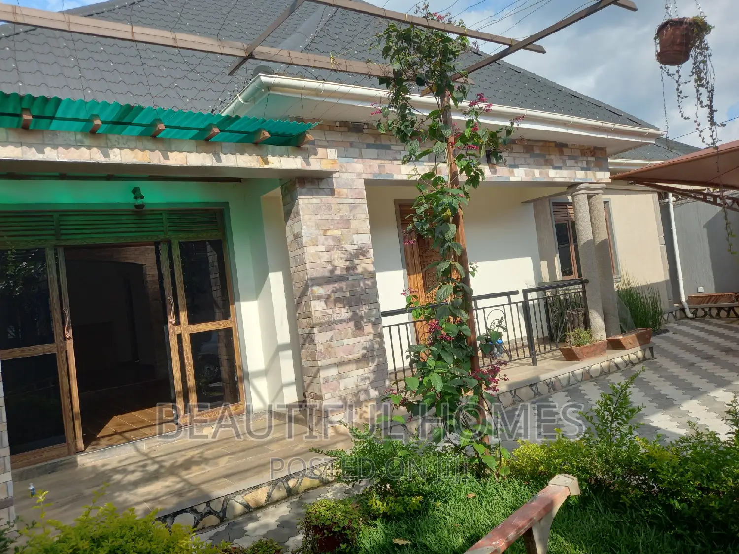 Furnished 4bdrm House in Kira Nabusugwe for sale