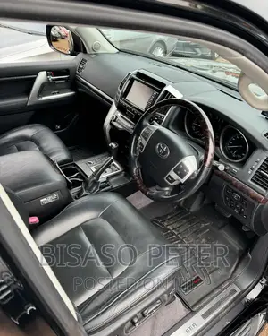 Toyota Land Cruiser 4.6 V8 ZX 2014 Black