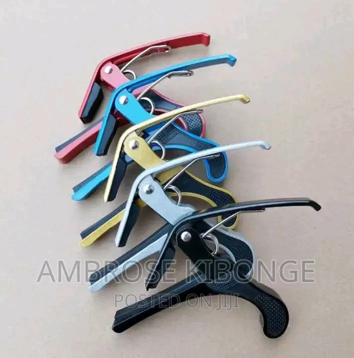 FENDER Acoustic Guitar Capos for Electric/Bass/Box Guitars.