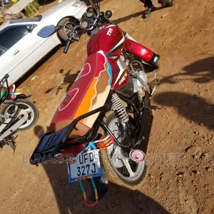 TVS HLX 125 2022 Red