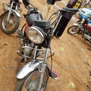 Bajaj Boxer 2021 Red
