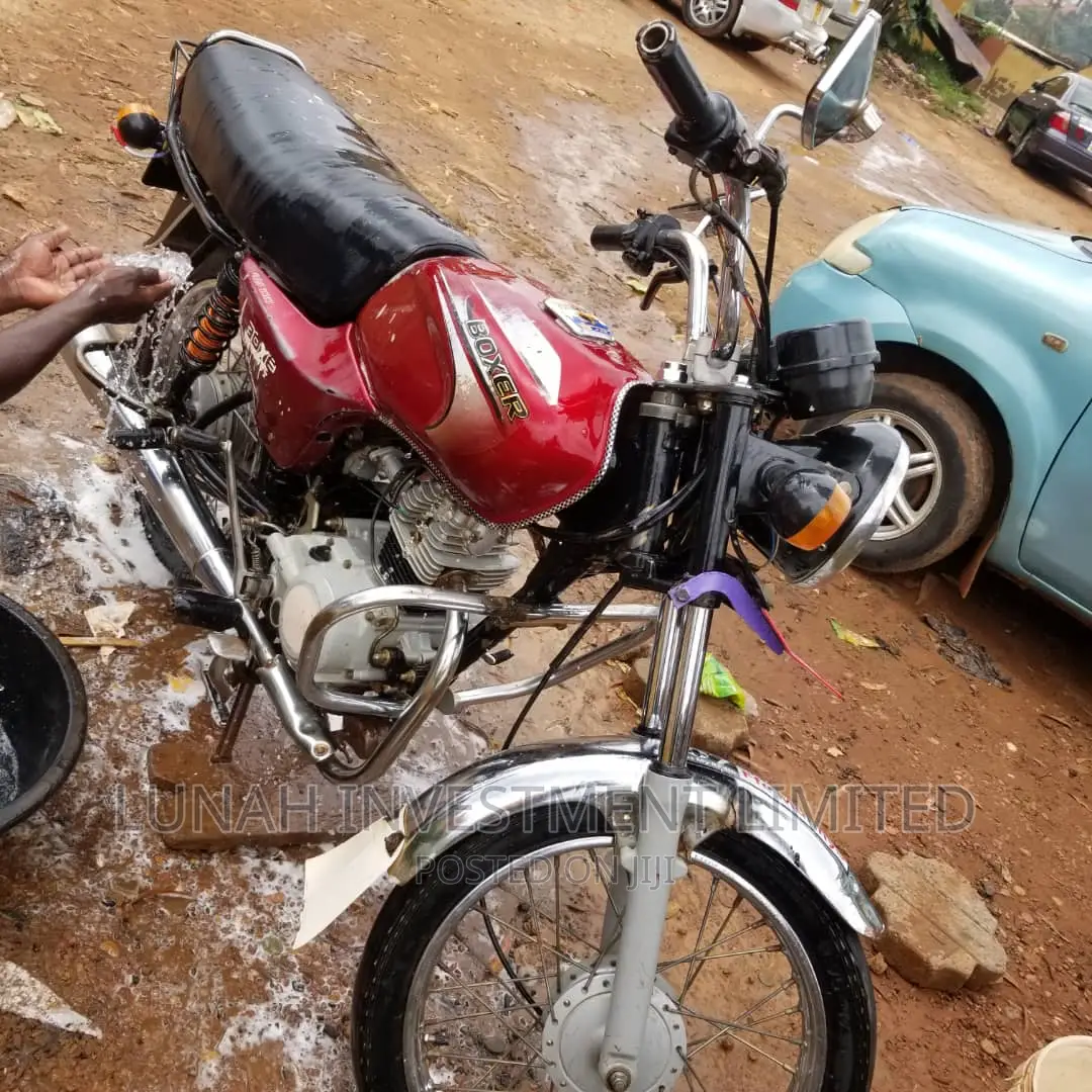 Bajaj Boxer 2022 Red