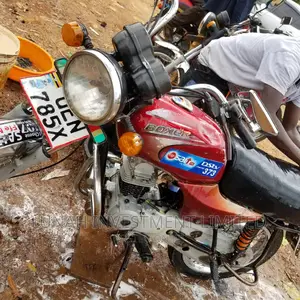 Bajaj Boxer 2021 Red