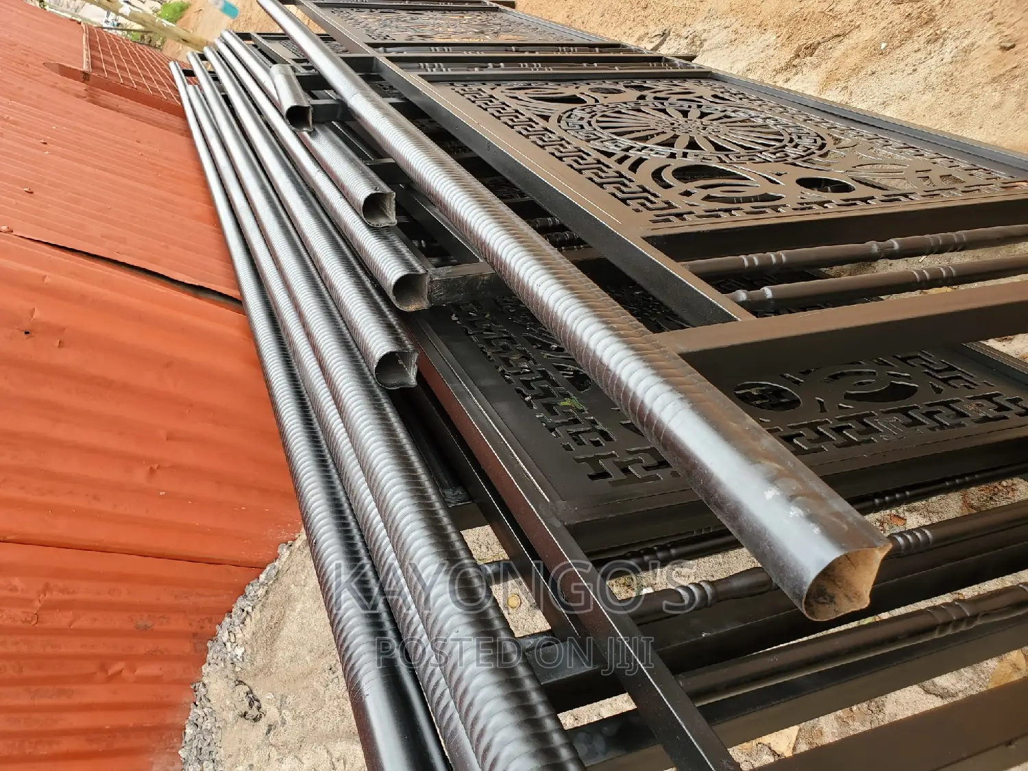 Metal Railway Running Baloocons