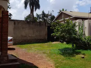 3bdrm Bungalow in Namungoona, Central Division for sale