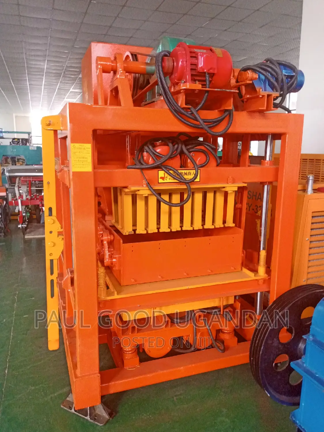 Commercial Blocks and Pavers Making Machine