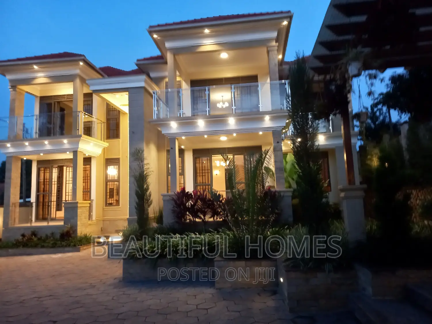 Furnished 7bdrm Duplex in Kyanja, Nakawa for sale