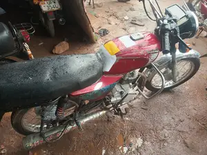 Bajaj Boxer 100 2013 Red