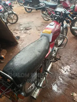 Bajaj Boxer 100 2013 Red
