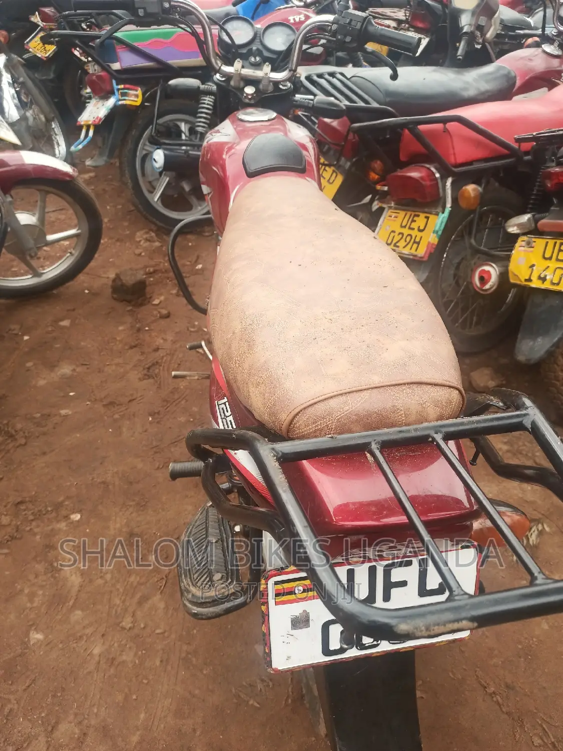 Bajaj Boxer 125 2022 Red