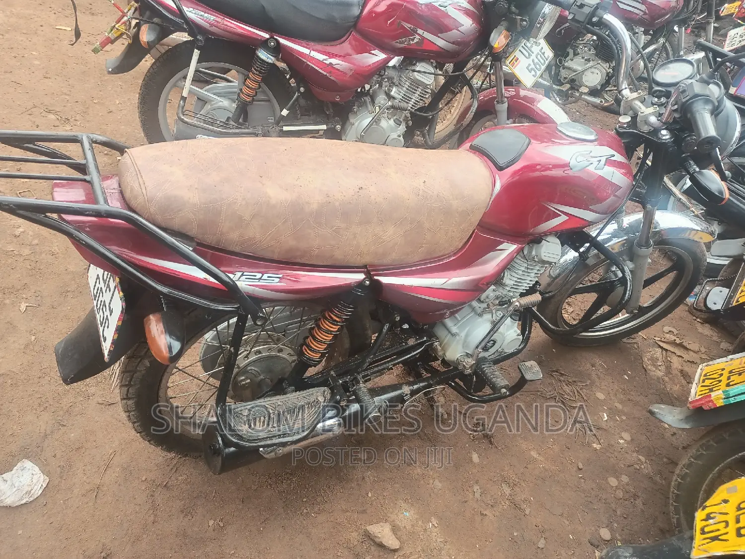 Bajaj Boxer 125 2022 Red