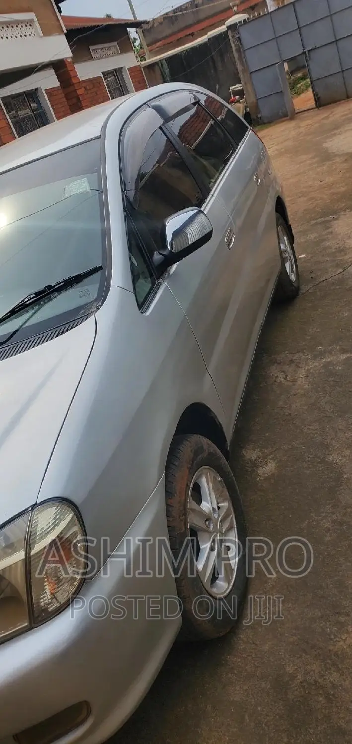 Toyota Nadia 2.0 150hp FWD 1999 Silver