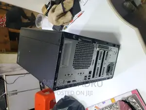 Desktop Computer Dell OptiPlex 3080 8GB Intel Core I5 SSD 512GB