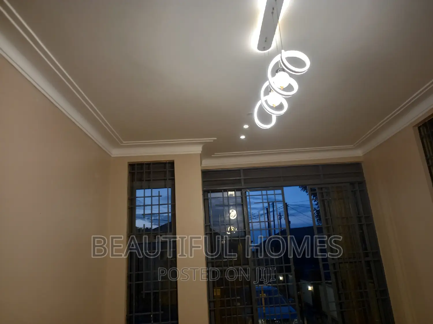 Furnished 7bdrm Duplex in Kyanja, Nakawa for sale