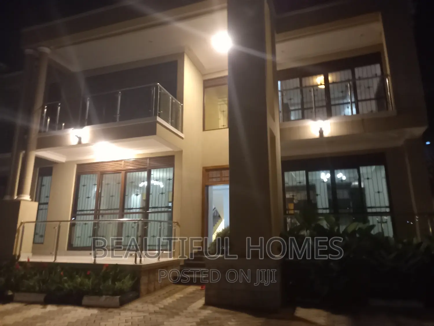 Furnished 7bdrm Duplex in Kyanja, Nakawa for sale