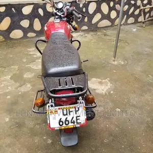 TVS HLX 125 2023 Red