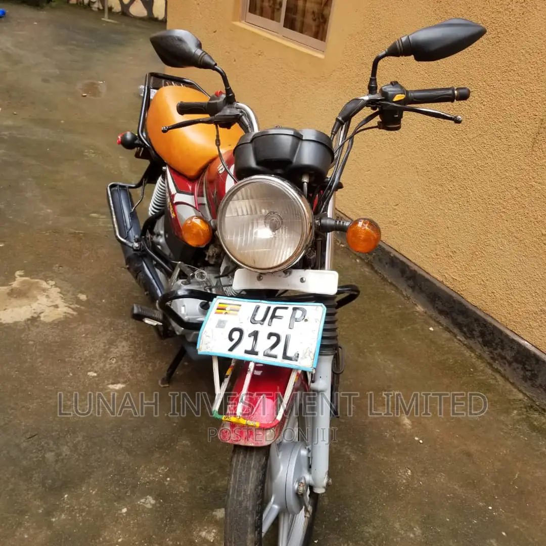TVS HLX 125 2022 Red