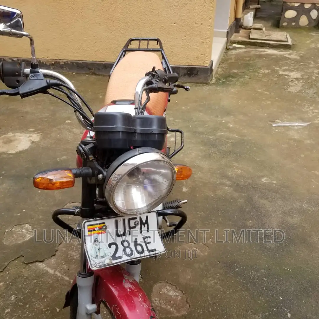 Bajaj CT 110X 2020 Red