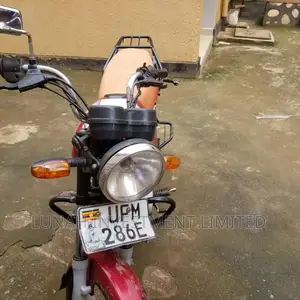 Bajaj CT 110X 2020 Red