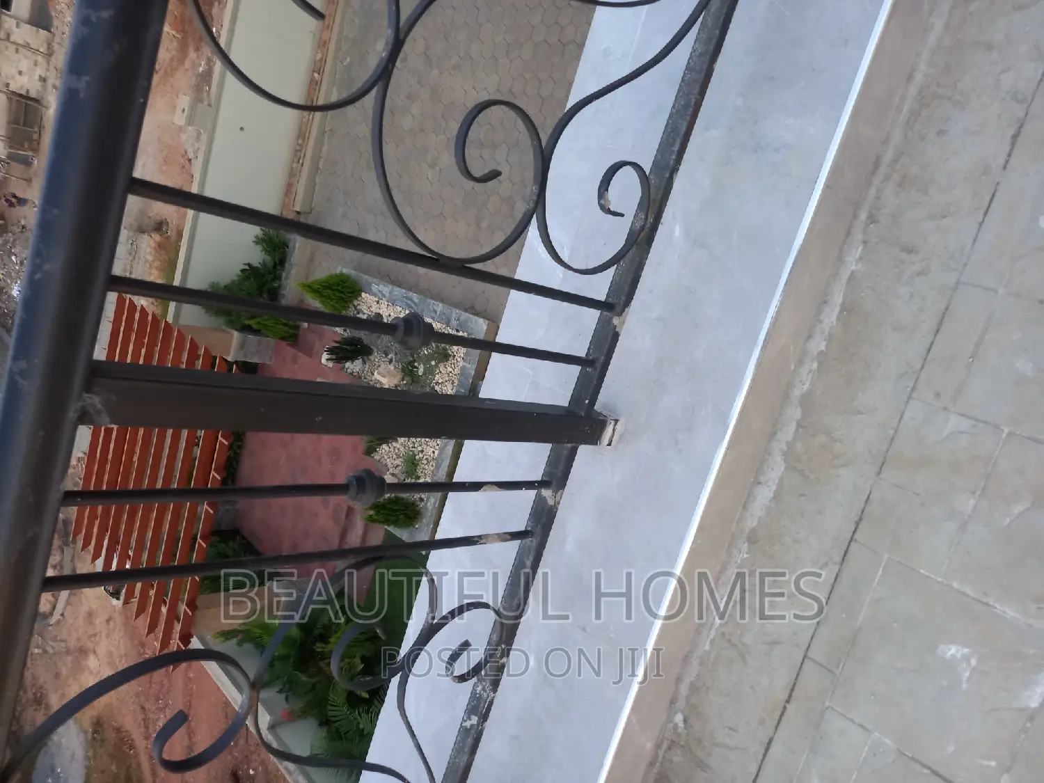 Furnished 6bdrm Duplex in Kyanja Rich, Nakawa for sale