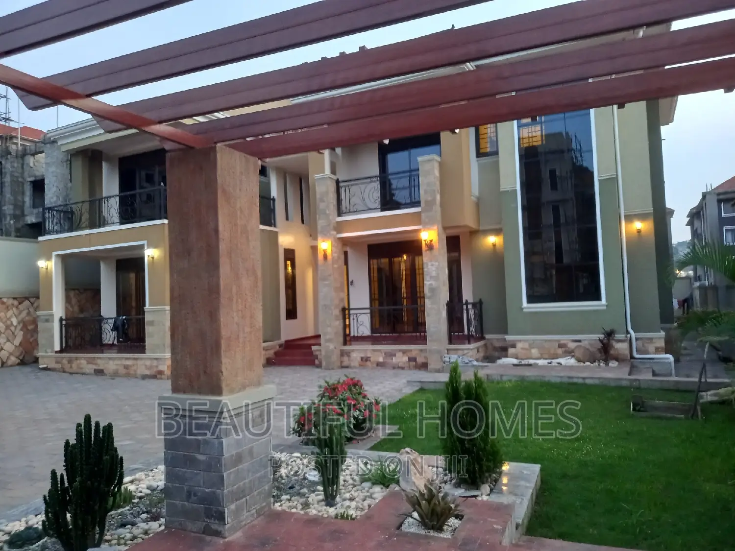 Furnished 6bdrm House in Kyanja, Nakawa for sale