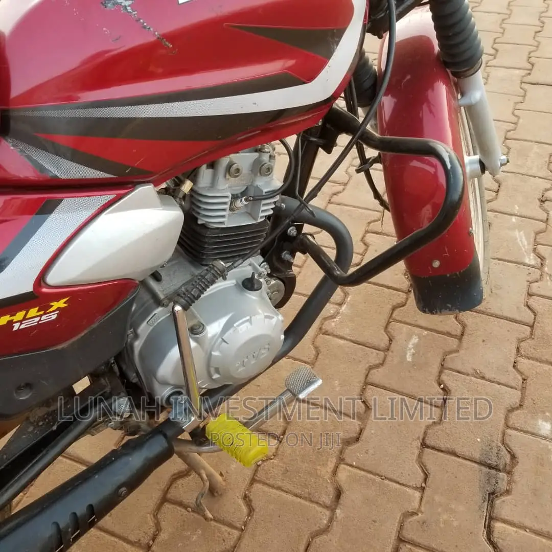 TVS HLX 125 2023 Red