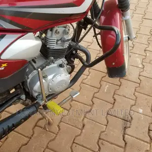 TVS HLX 125 2023 Red