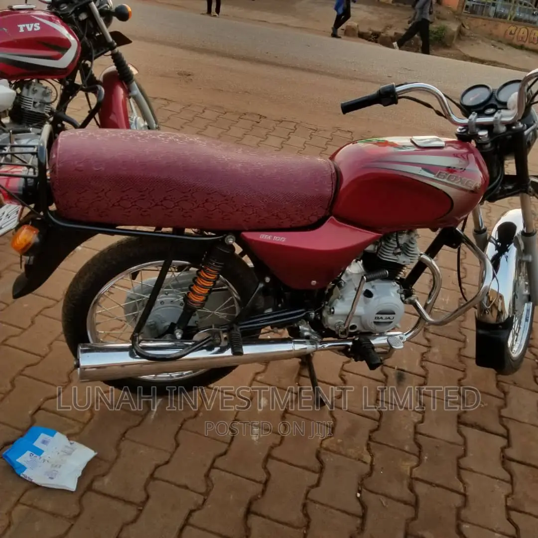 Bajaj Boxer 100 2023 Red