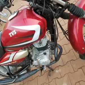 TVS HLX 125 2022 Red