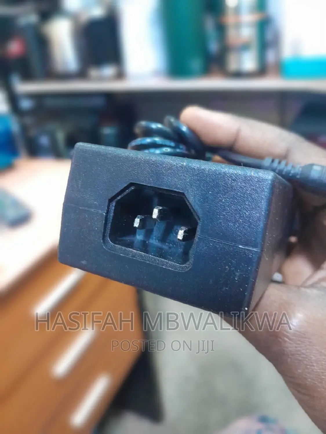 Note Book Power Adapter + 8 Connectors