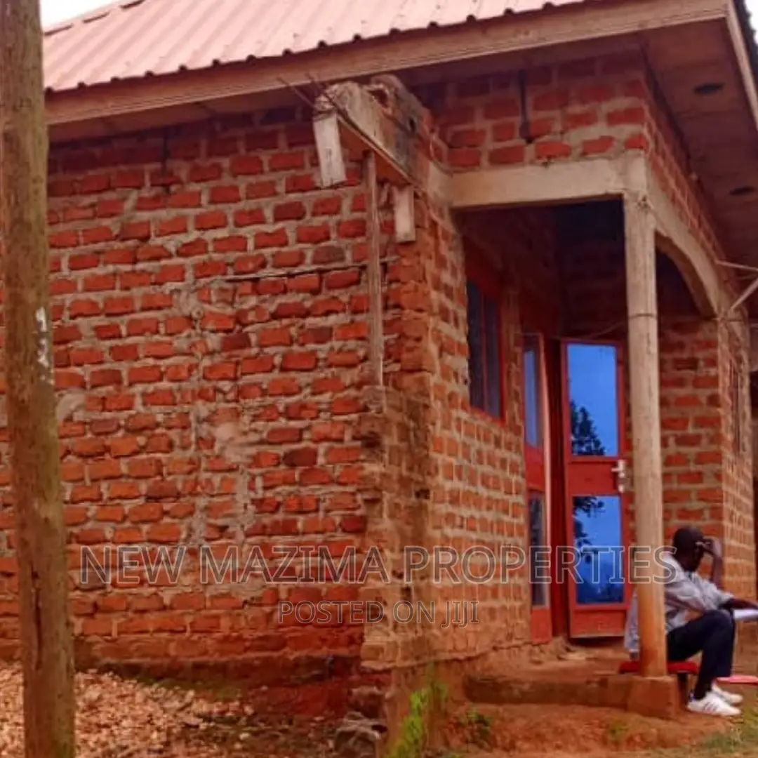 1bdrm House in Gangu Kibiri, Central Division for sale