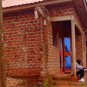 1bdrm House in Gangu Kibiri, Central Division for sale