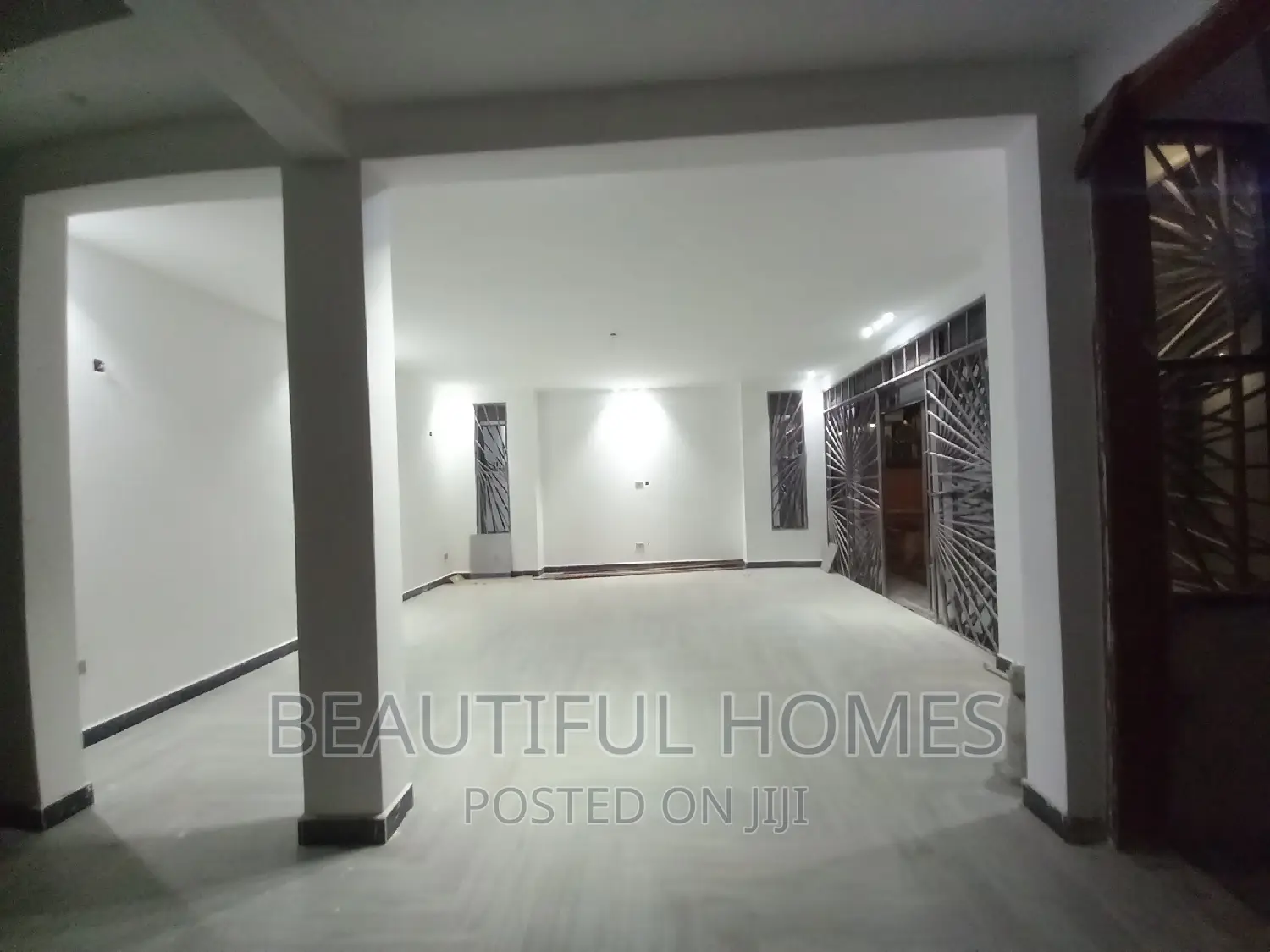 Furnished 6bdrm Duplex in Kyanja, Central Division for sale