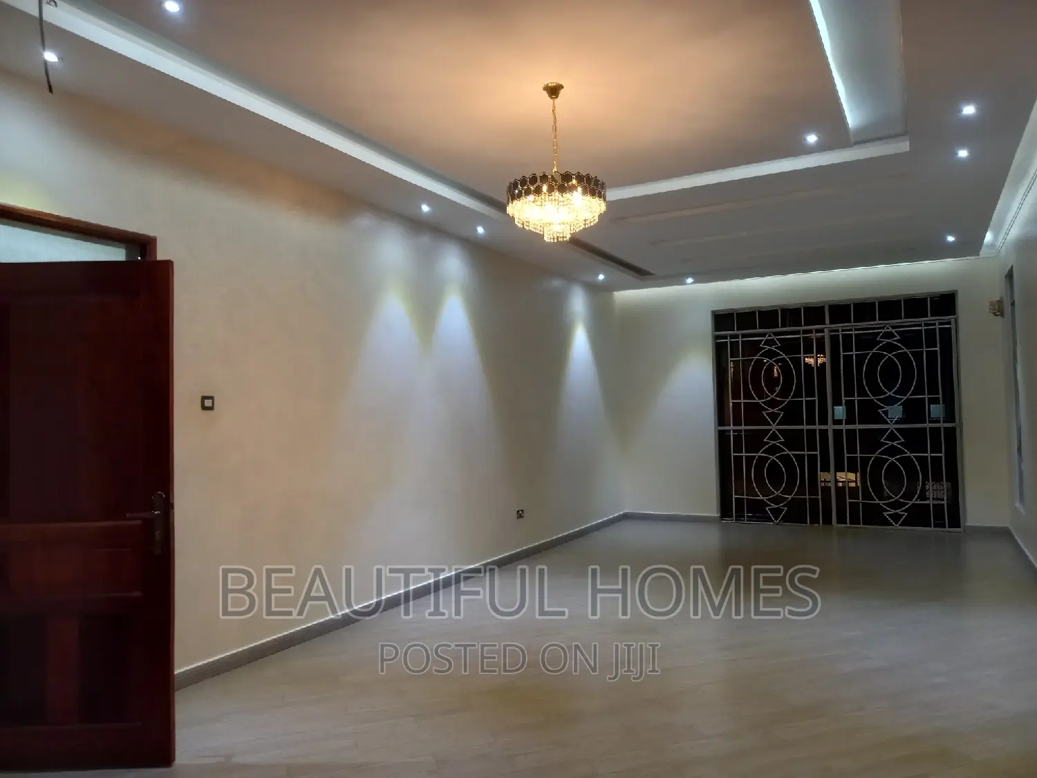 Furnished 6bdrm Mansion in Kyanja Tarmack, Central Division for sale