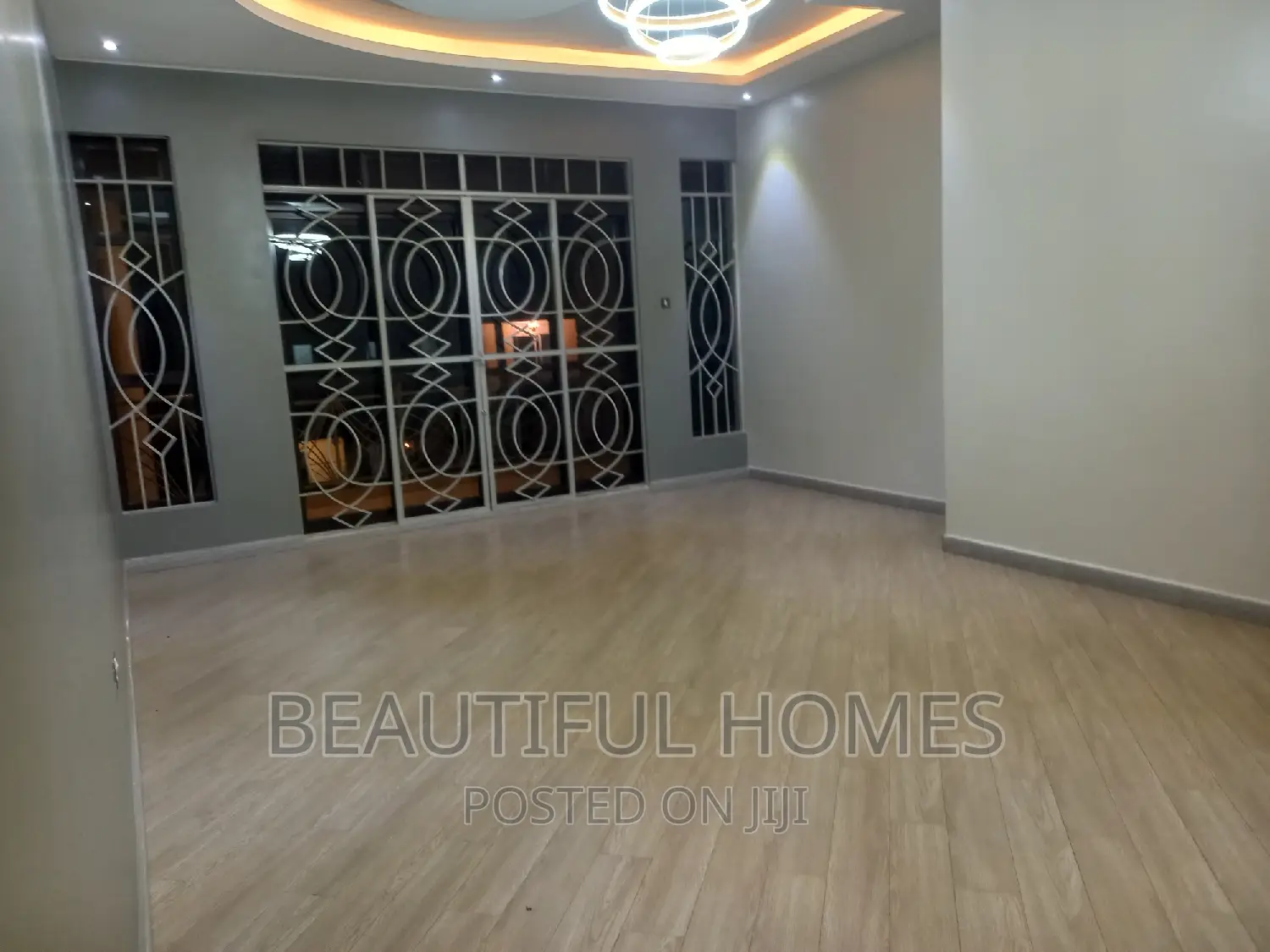 Furnished 6bdrm Mansion in Kyanja Tarmack, Central Division for sale