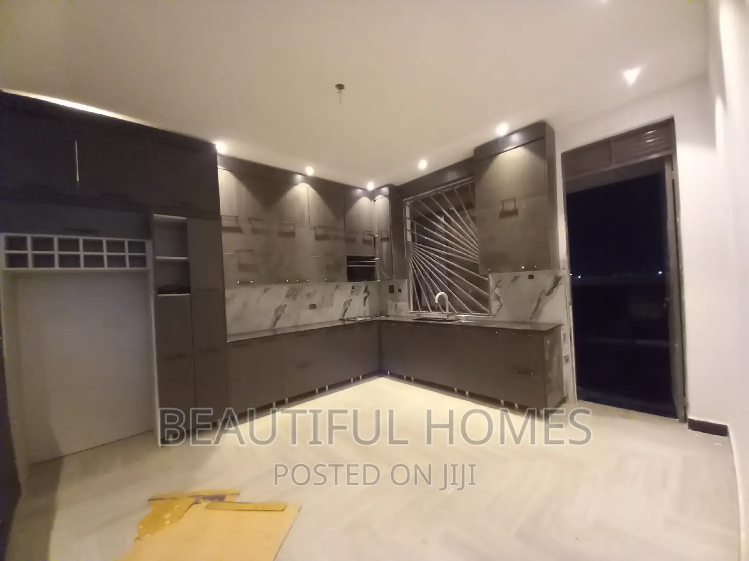 Furnished 6bdrm House in Kyanja Rich, Central Division for sale