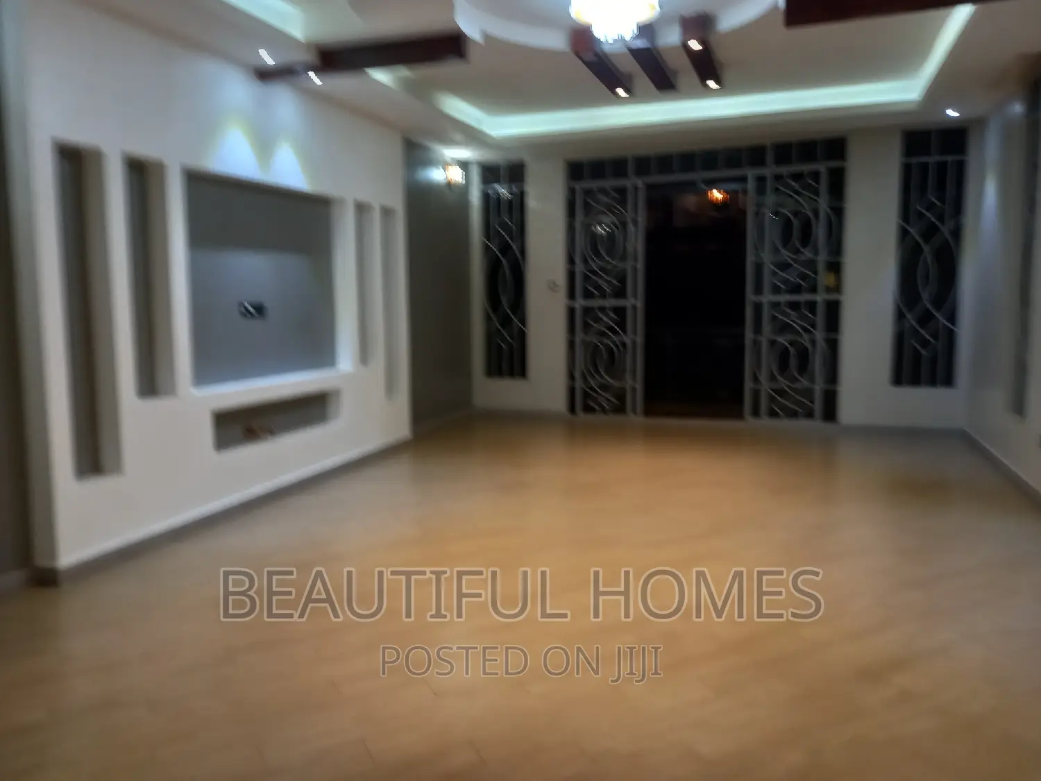 Furnished 7bdrm Mansion in Kyanja, Central Division for sale