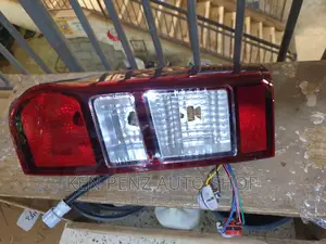 Tail Lamp Isuzu Dmax Super (2012- 2014)