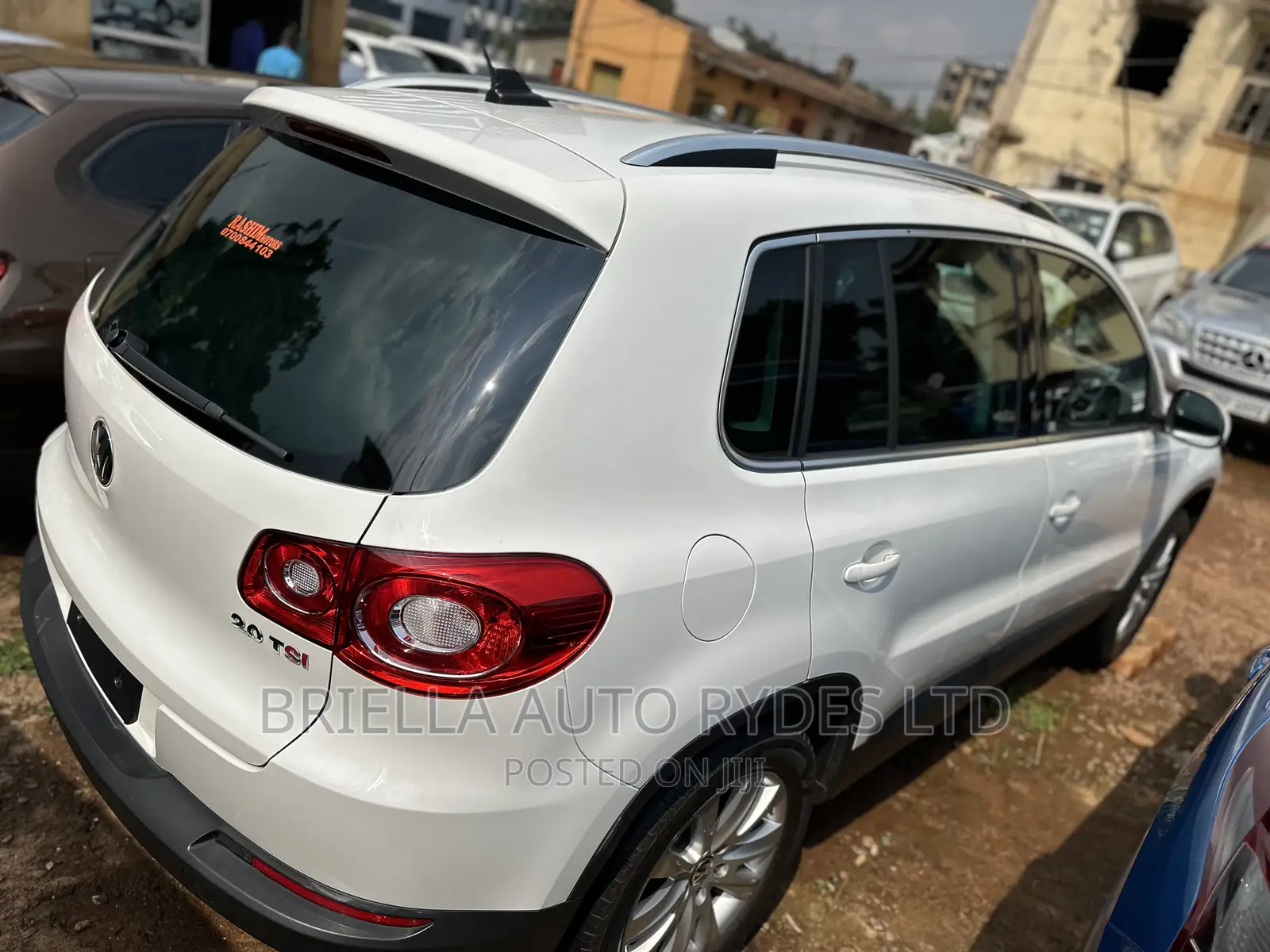Volkswagen Tiguan 2010 White