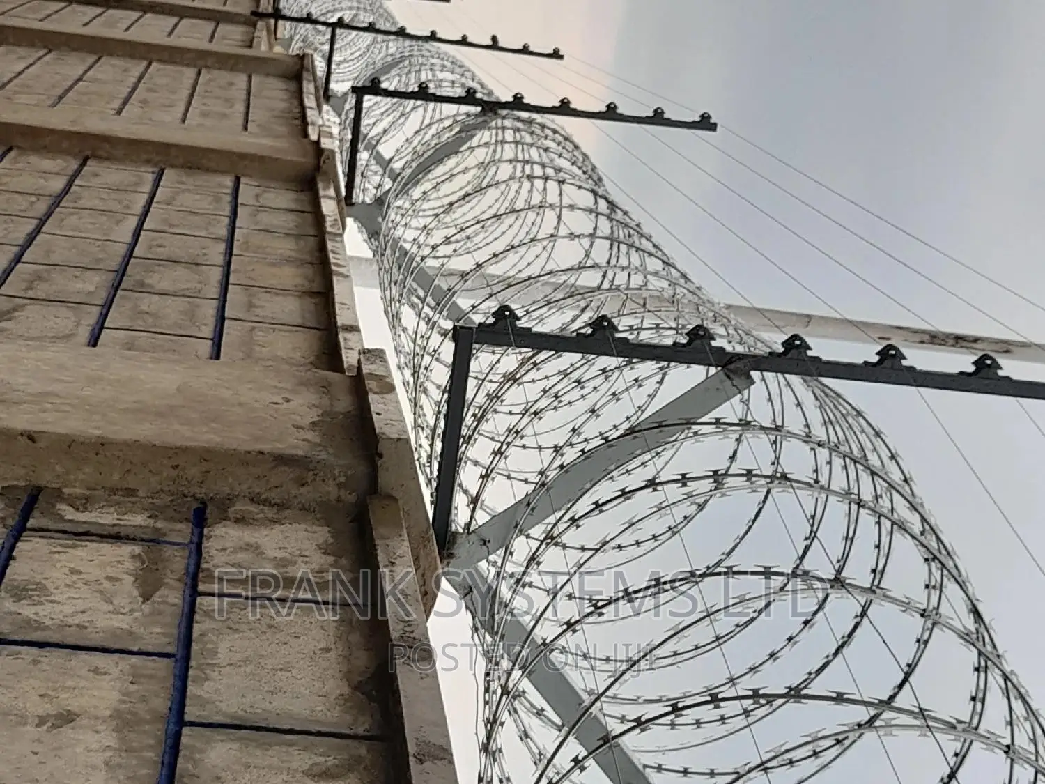Electric Fence System With Electric Wires