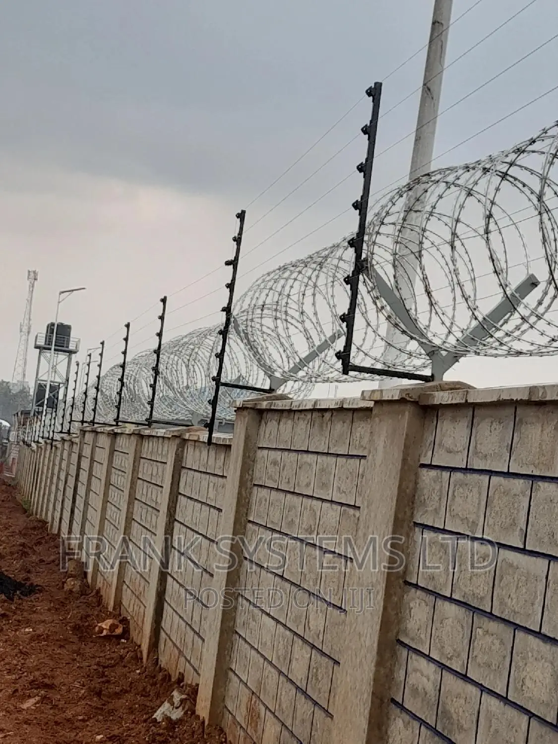 Electric Fencing, Razor Wire Fencing in Combination
