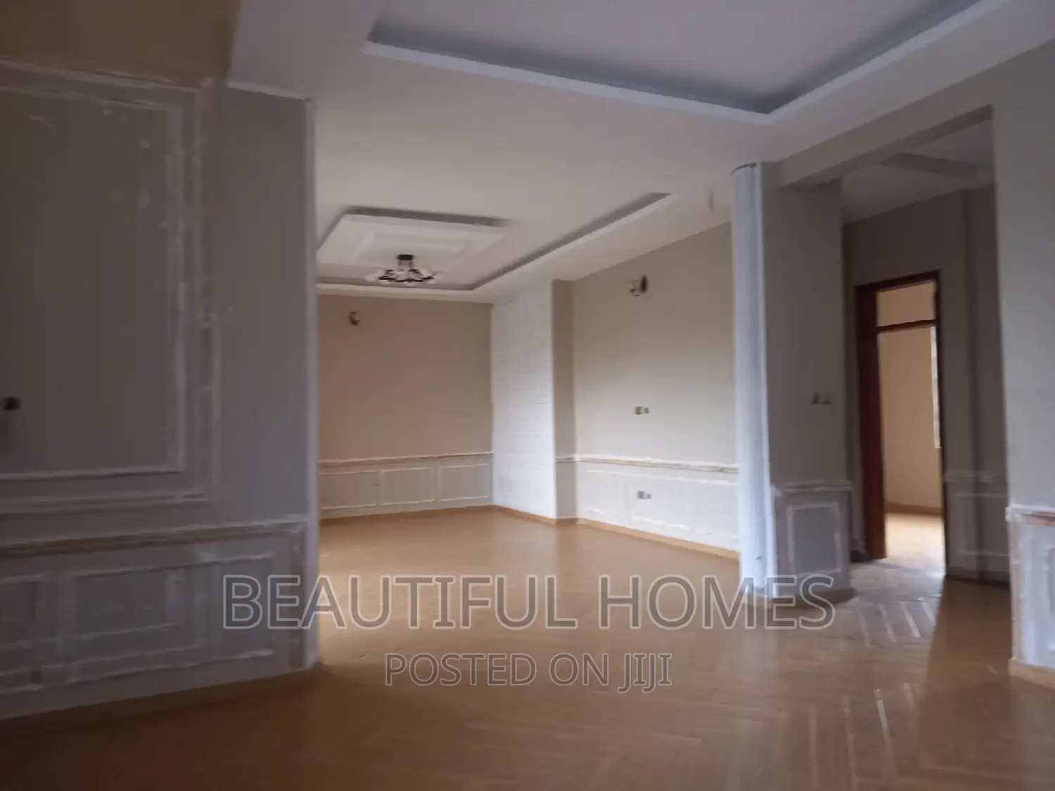 Furnished 6bdrm Mansion in Kisaasi Tarmack, Nakawa for sale