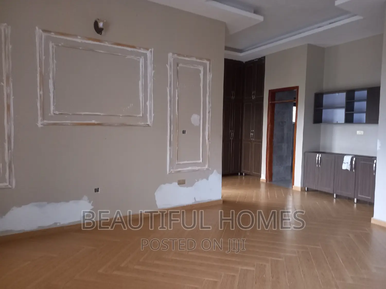 Furnished 6bdrm Mansion in Kisaasi, Nakawa for sale