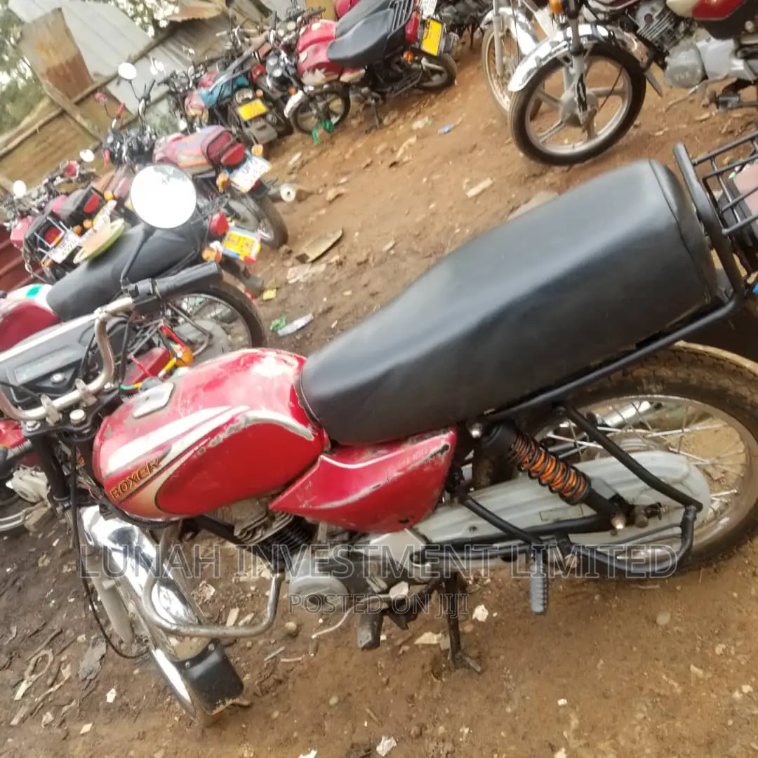 Bajaj Boxer 2023 Red