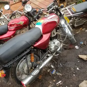 Bajaj Boxer 2020 Red
